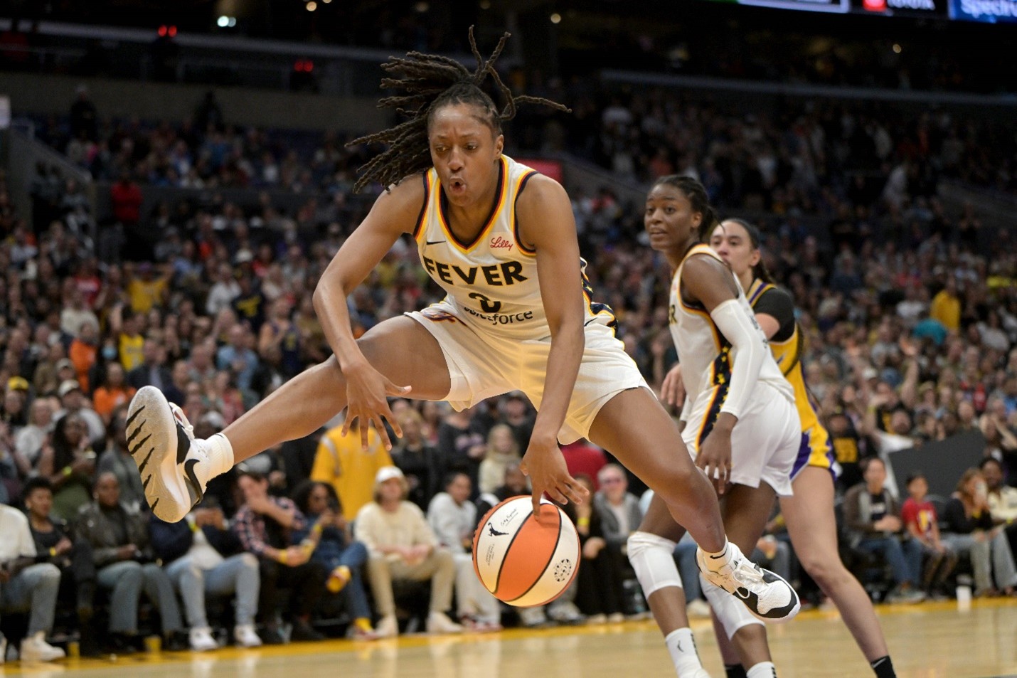 Chicago Sky vs Indiana Fever Both teams are off to a slow start to the